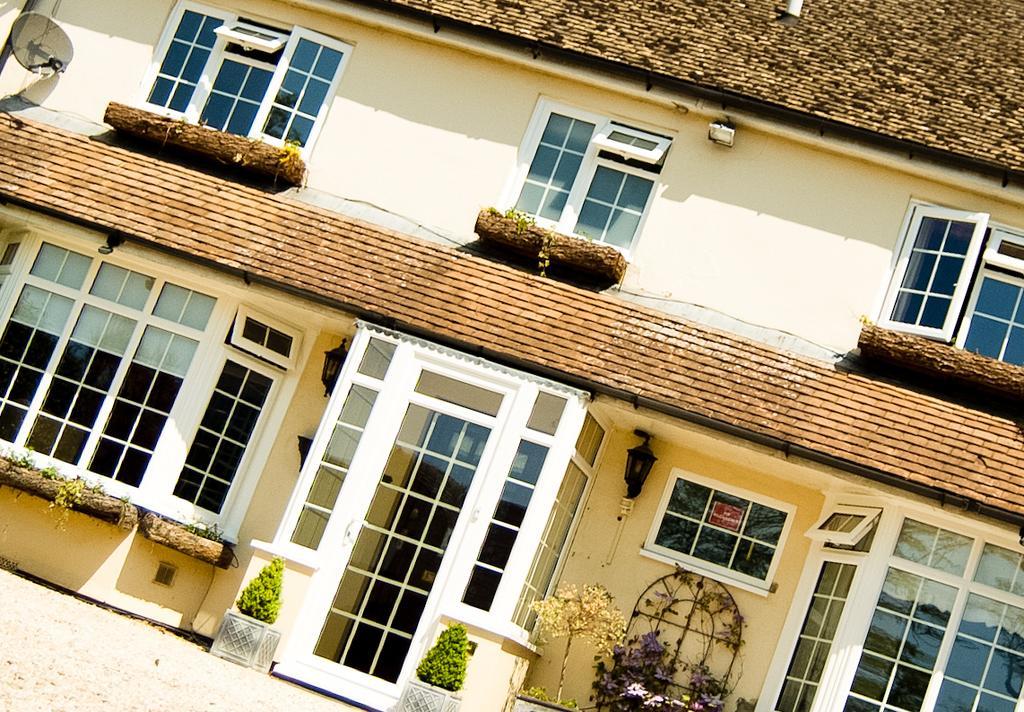 Crofters Guest House Witney Exterior foto